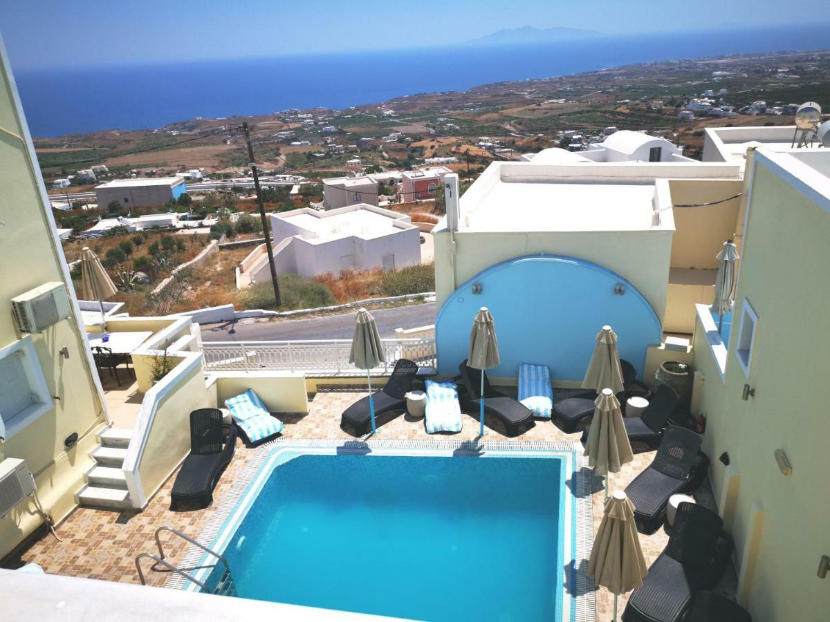 Sky Of Thira Aparthotel